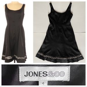 NWT Sz 4 Black Sleeveless Dress